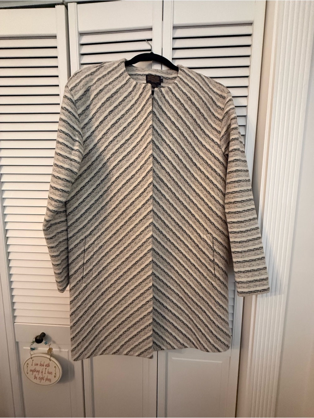 Pendleton Open Front Virgin & Lambs Wool Coat Grays Size L